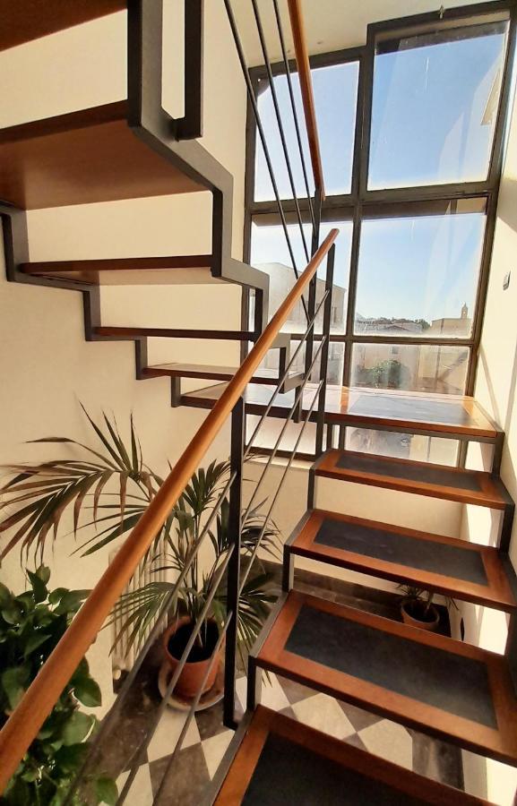 Terrace With View Attic In Old Town Ballarhome パレルモ エクステリア 写真